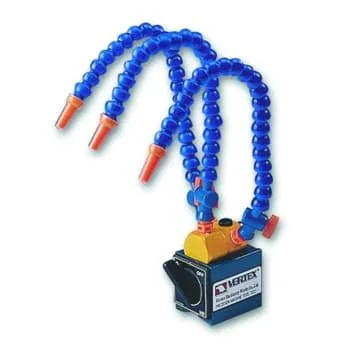Magnetsockel mit 3 flexiblen Kühlmittelsschläuche